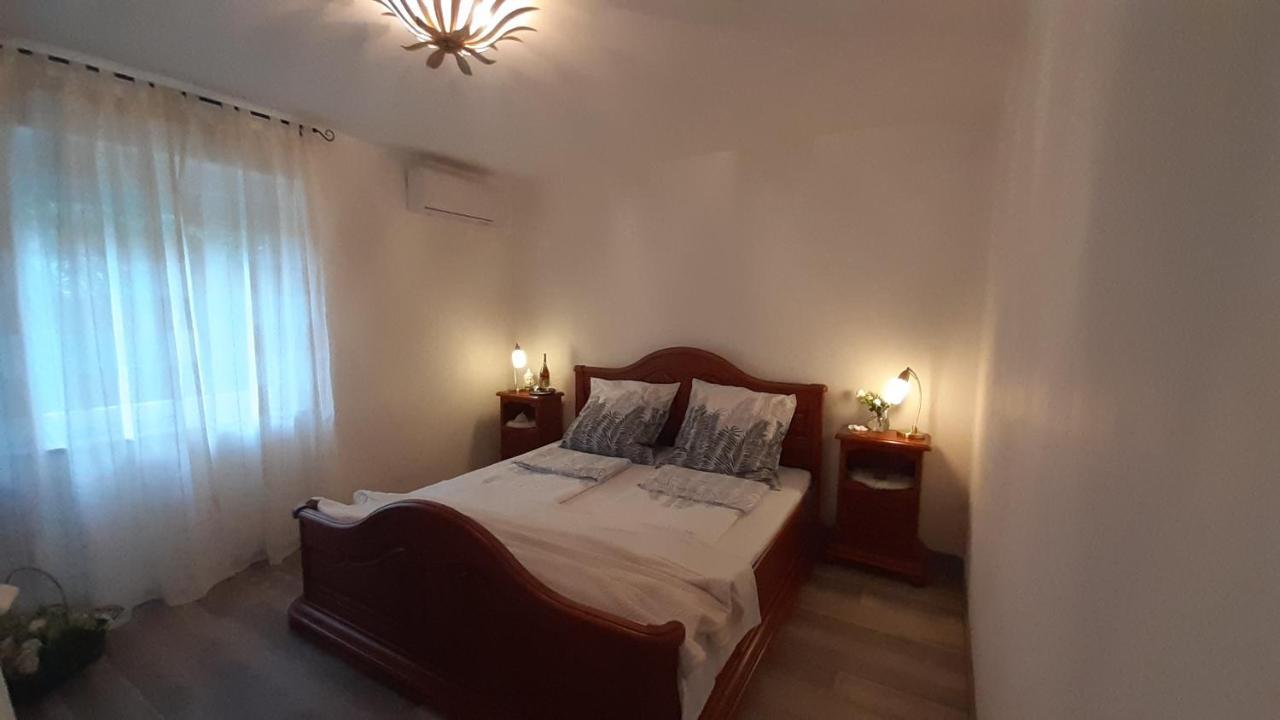 Villa Elke Maria With Overflow Pool And Hydromassage Novigrad (Istria) Exterior foto