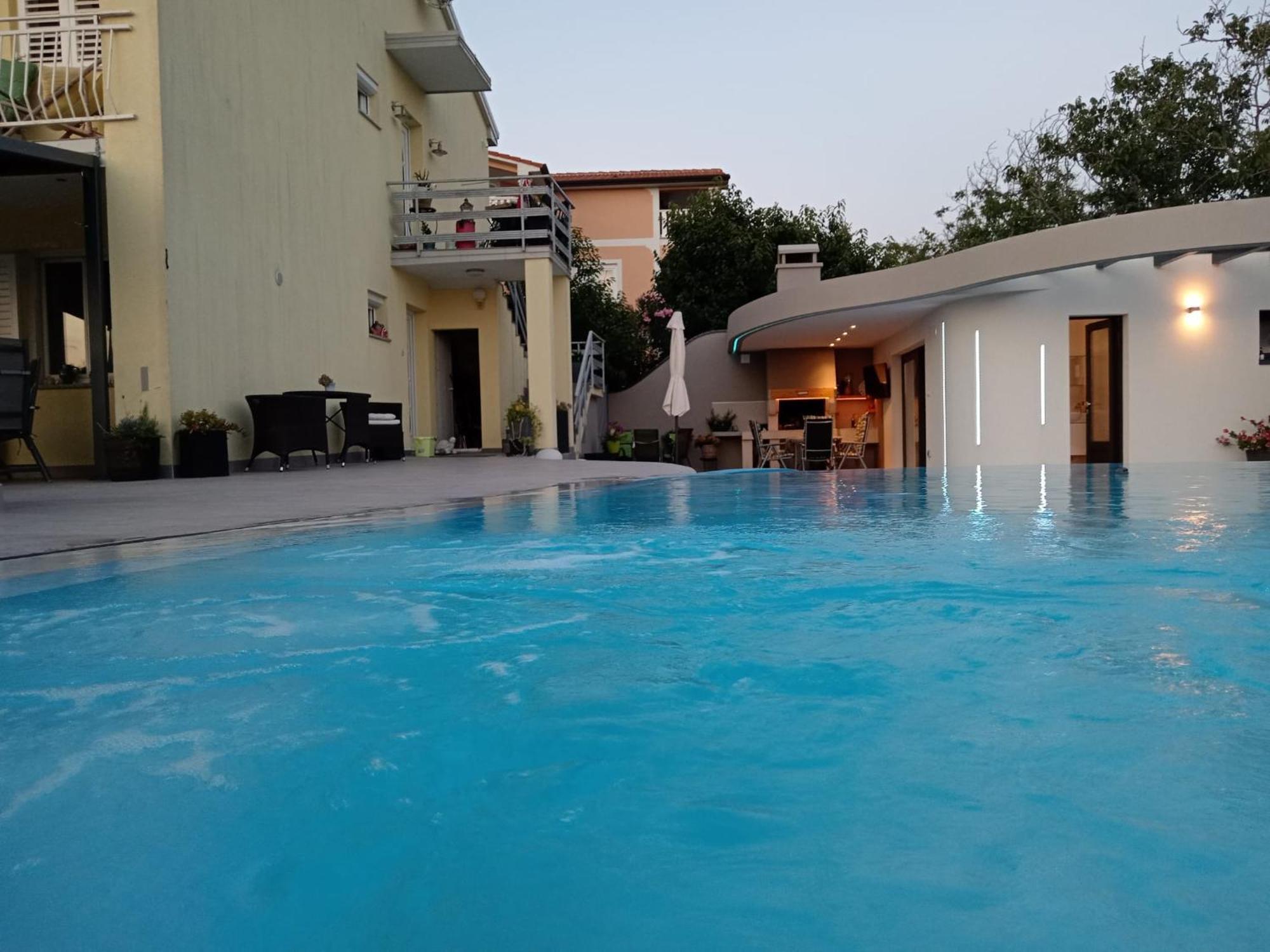 Villa Elke Maria With Overflow Pool And Hydromassage Novigrad (Istria) Exterior foto